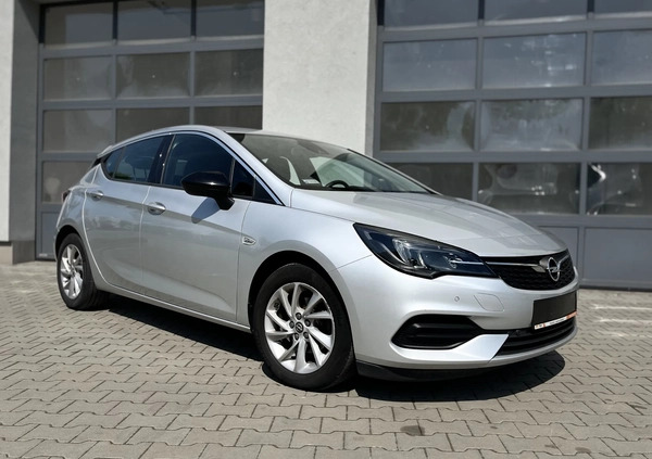 Opel Astra cena 68900 przebieg: 55375, rok produkcji 2021 z Chojnice małe 326